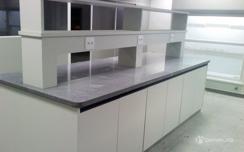 Mobiliário, Bancada em L, Coifa Polipopileno