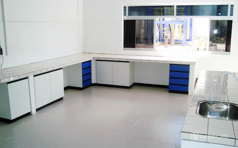 Módulos, bancada Alvenaria