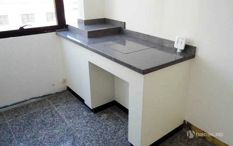 Mesa Antivibratória, embutida