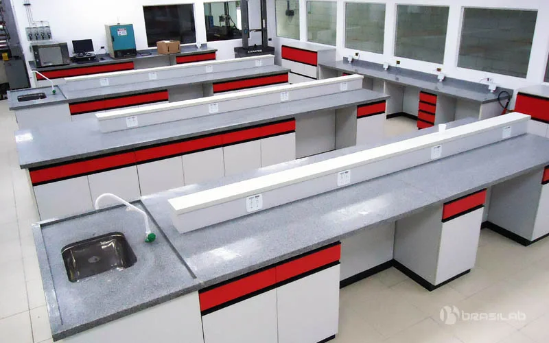 Mobiliário Completo, Bancadas Centrais